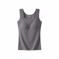 Camiseta moldeadora con sujetador incorporado sin tirantes.